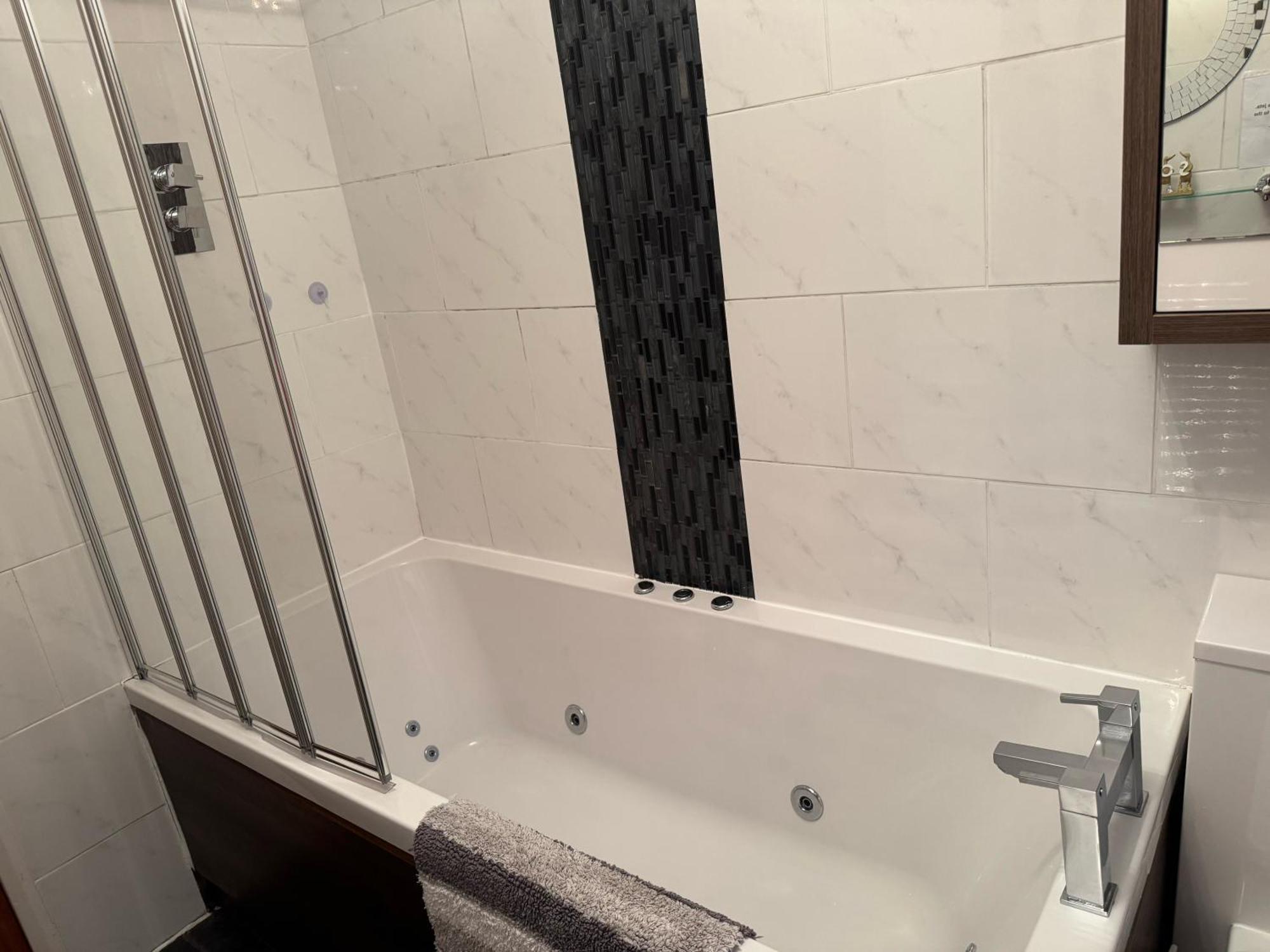 3Bedroom 1Bathroom 1 Shower Room In Quiet Area Inverness Ngoại thất bức ảnh